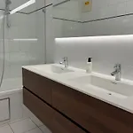 Penthouse De Vaughan -luxe Met Zeezicht *