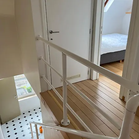 Penthouse De Vaughan -luxe Met Zeezicht