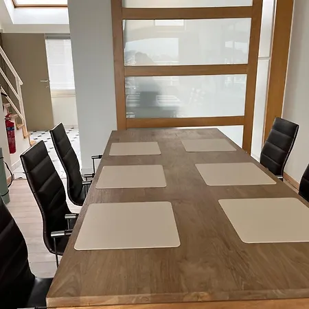 Penthouse De Vaughan -luxe Met Zeezicht Daire