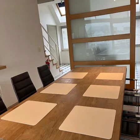 Daire Penthouse De Vaughan -luxe Met Zeezicht *